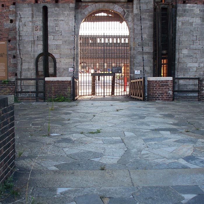 Murature e pavimentazioni in Serizzo e Beole della Val D’Ossola – Castello Sforzesco di Milano